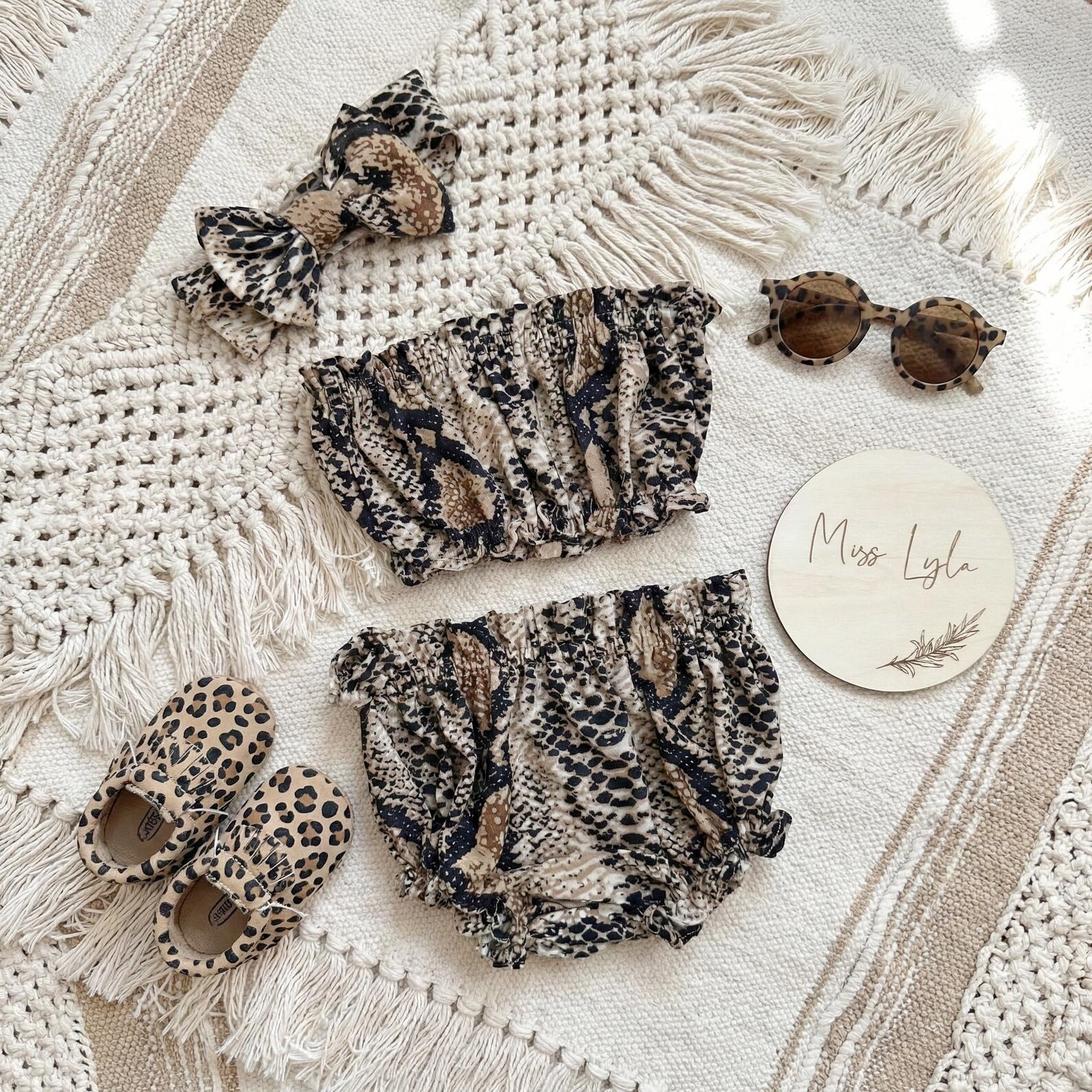 LIV - SET - Image 4