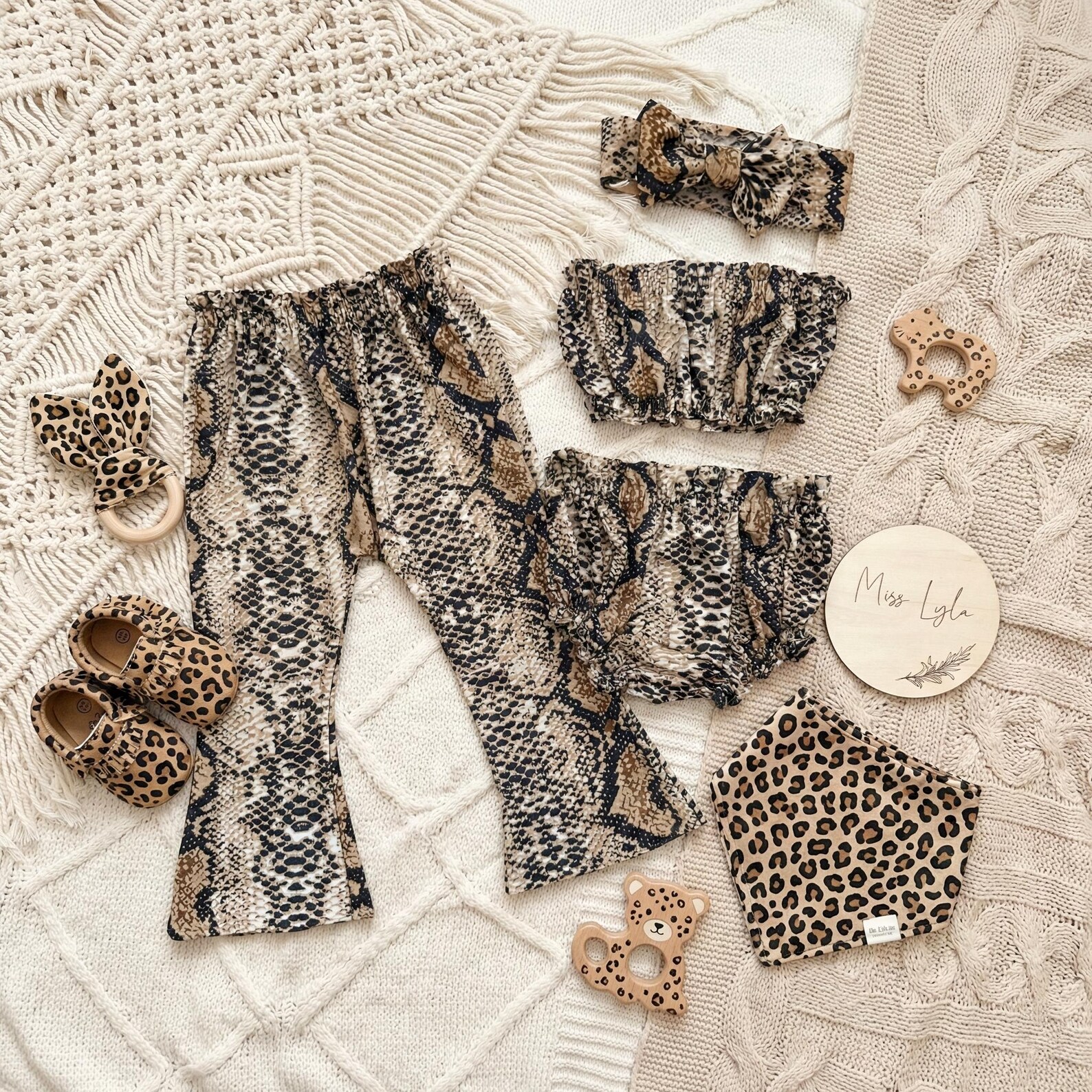 LIV - SET - Image 9